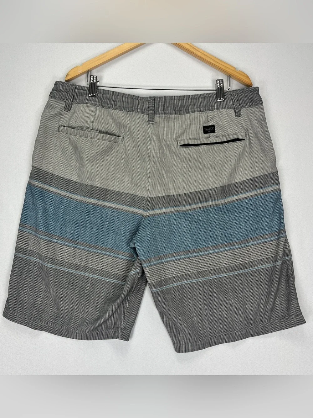 O’Neill Swim Board Shorts Men’s Size 38 Blue Grey Striped Drawstring Waist